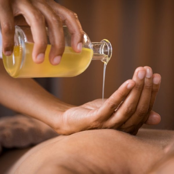 Sivananda Ayurveda Panchakarma center+Aroma Massage